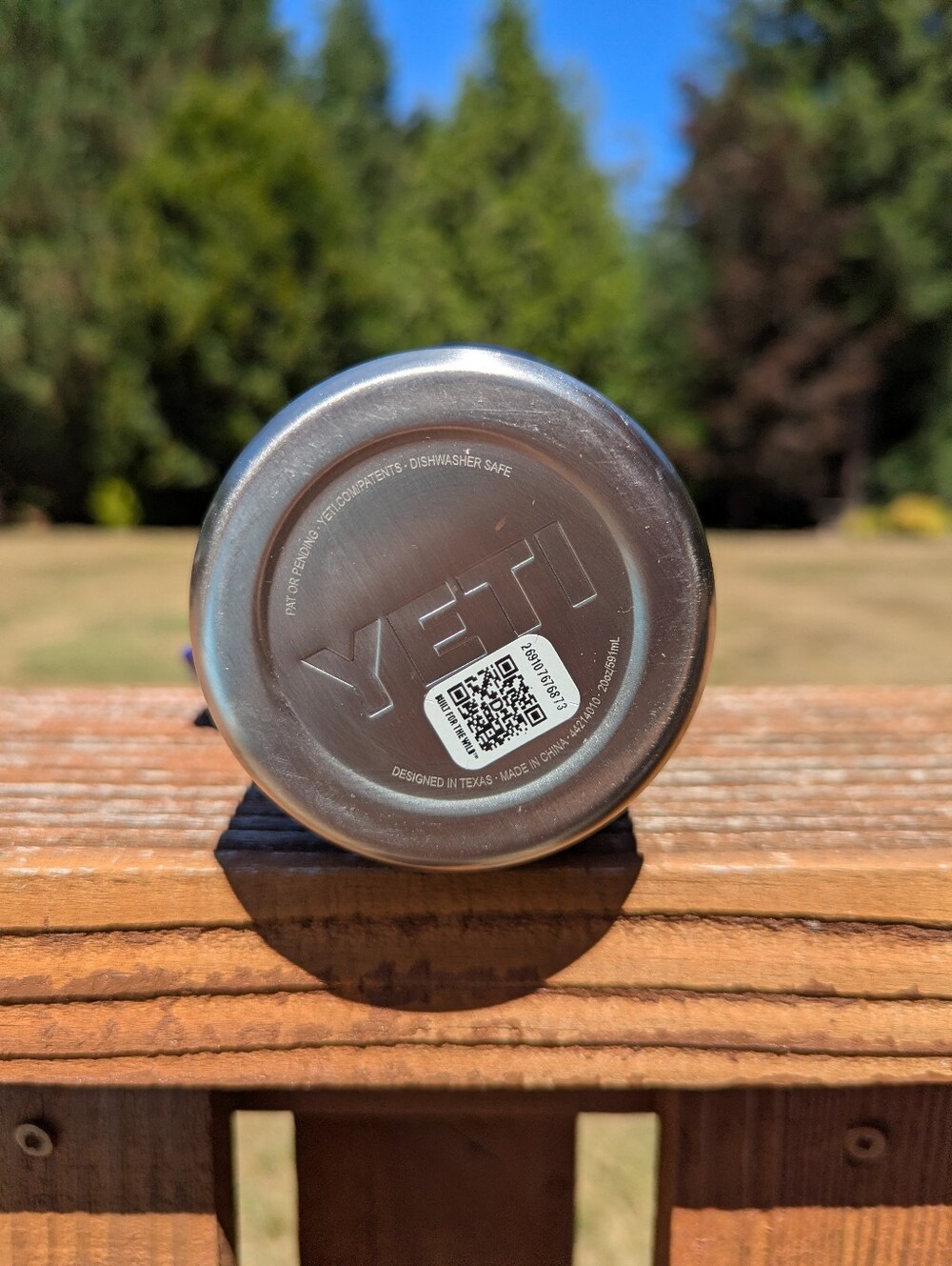Yeti 20oz Rambler Travel Insulated Cup w/ Screw On Lid Blue - Picture 6 of 8